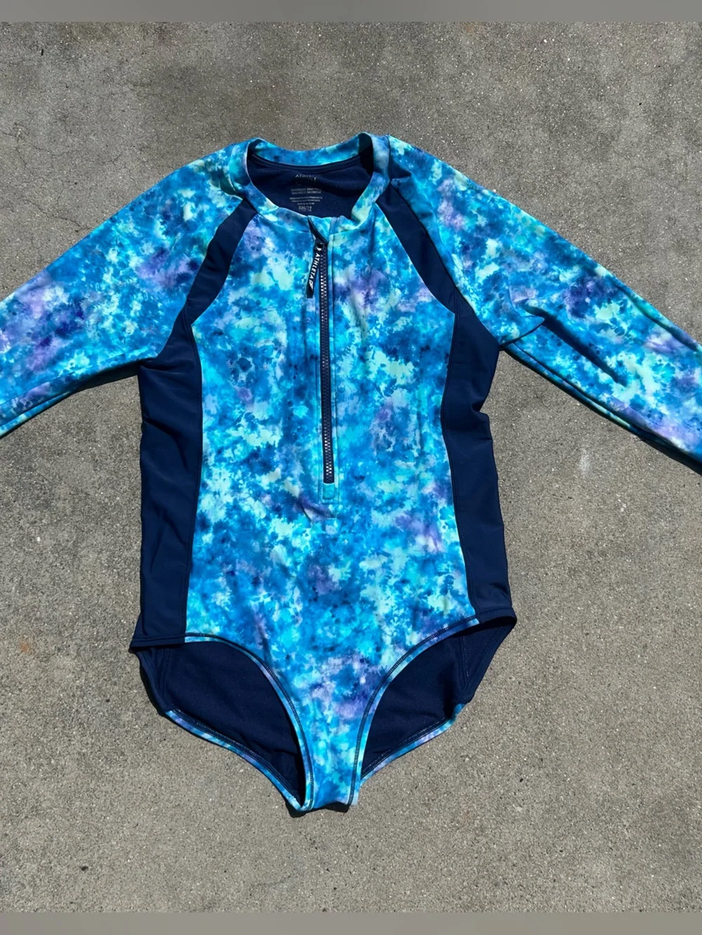 Athleta Girls Long-Sleeve One-Piece Swimsuit in Blue Tie-Dye w Navy Panels XXL